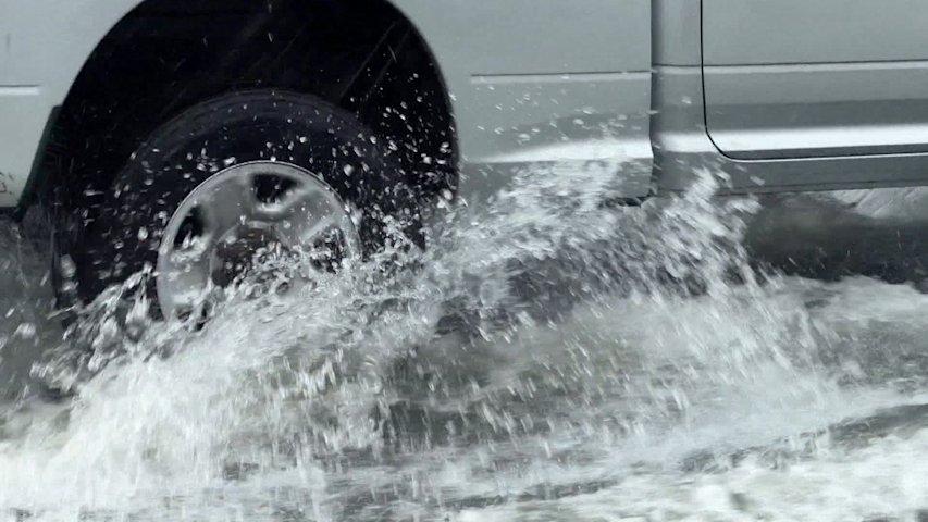 Video thumbnail for Freeport flooding swamps streets, shuts down business despite stormwater improvements