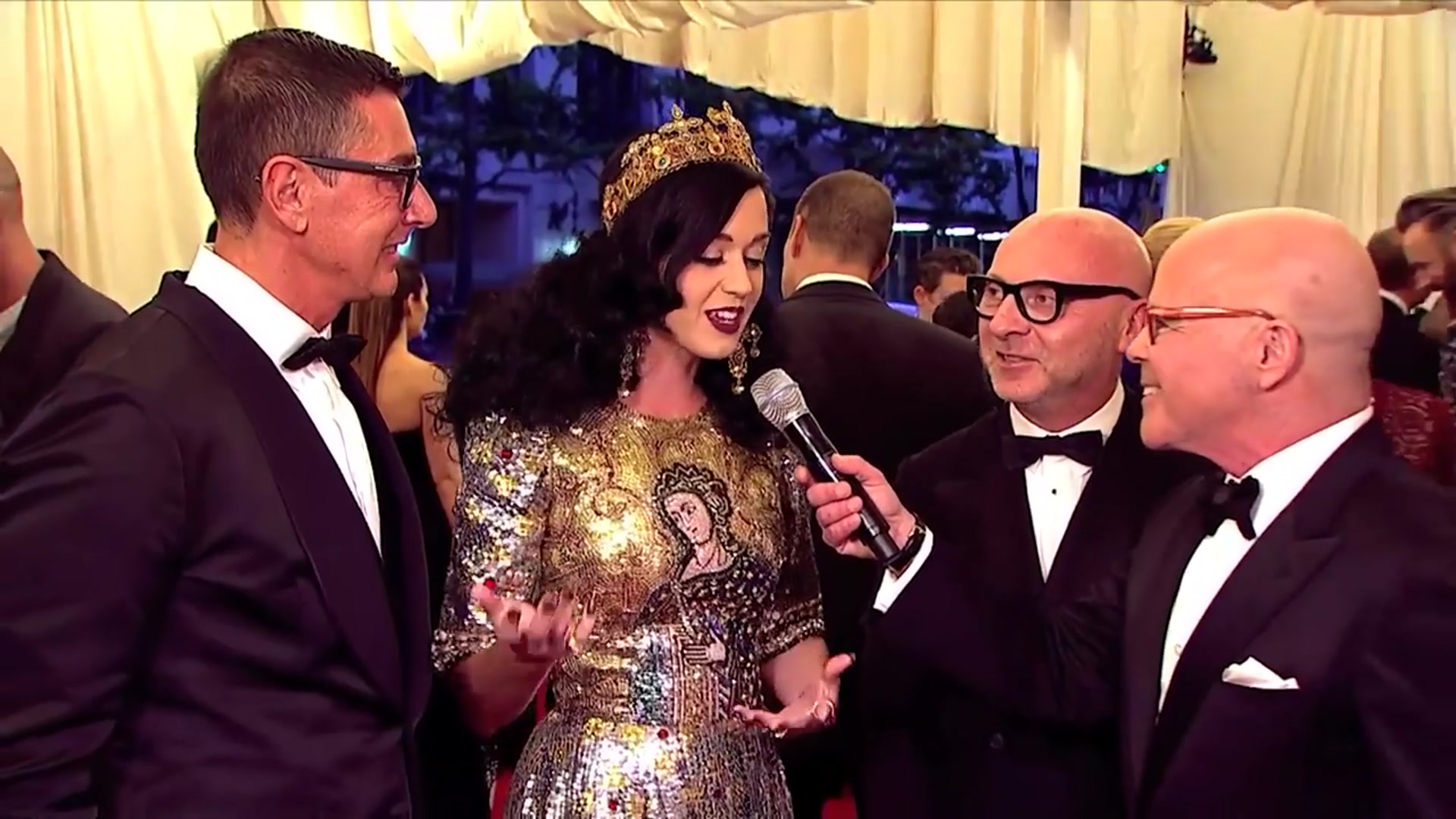 Video thumbnail for 10 Heartbreaking Celebrity Breakups That Played Out in Public