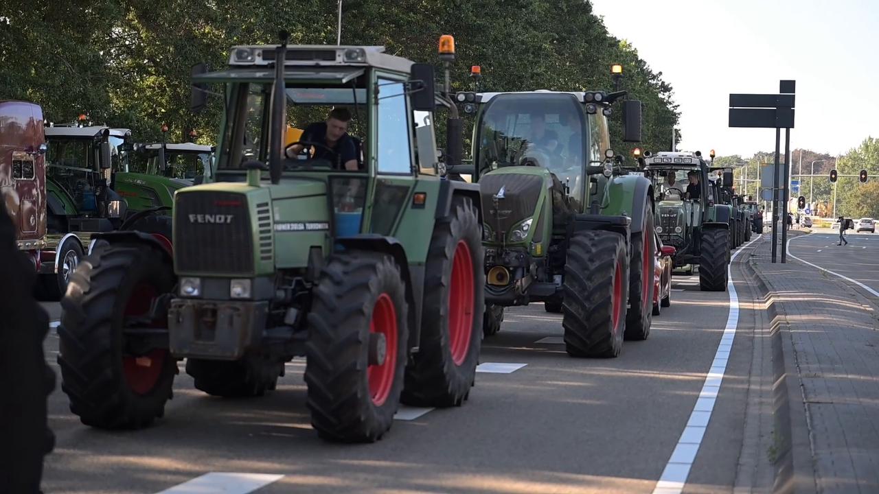 Video thumbnail for Caribbean Netherlands: Dutch farmers gather in Den Bosch to demonstrate against agricultural policies.