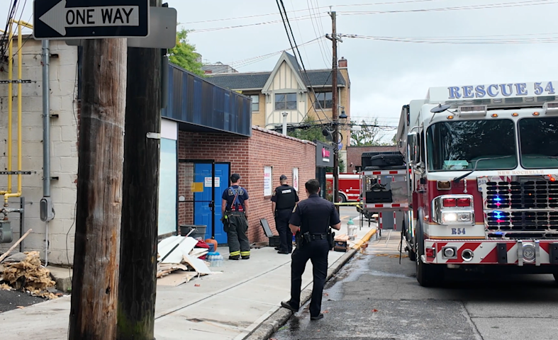 Video thumbnail for Driver hits gas instead of brake, crashes into Larchmont building