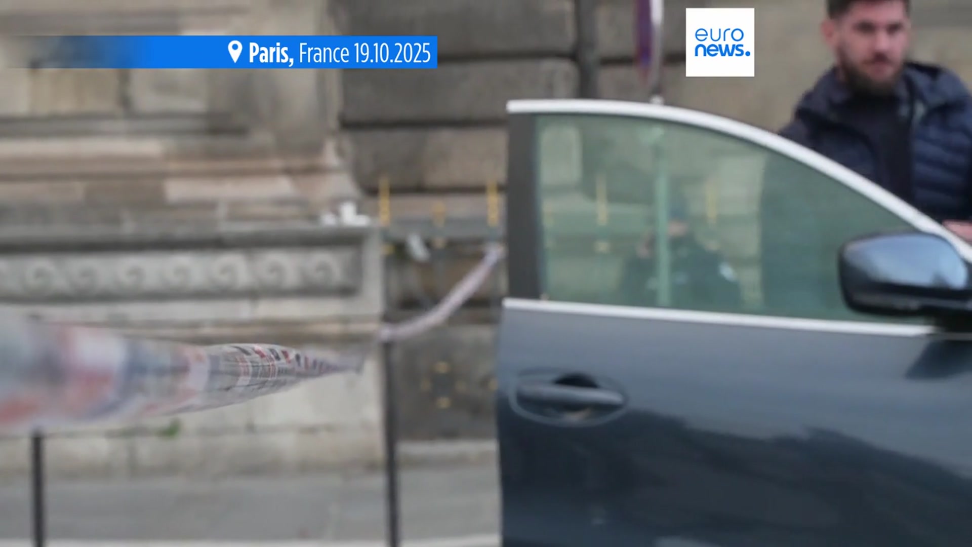 'Video thumbnail for Jewels of 'inestimable' value stolen from Louvre museum in Paris in major heist'
