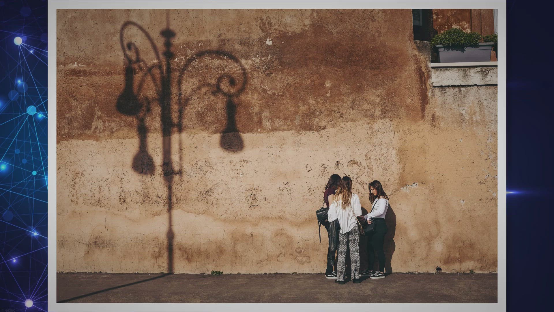 Video thumbnail for Hotels For 18 Year Olds - The Youth Hotels