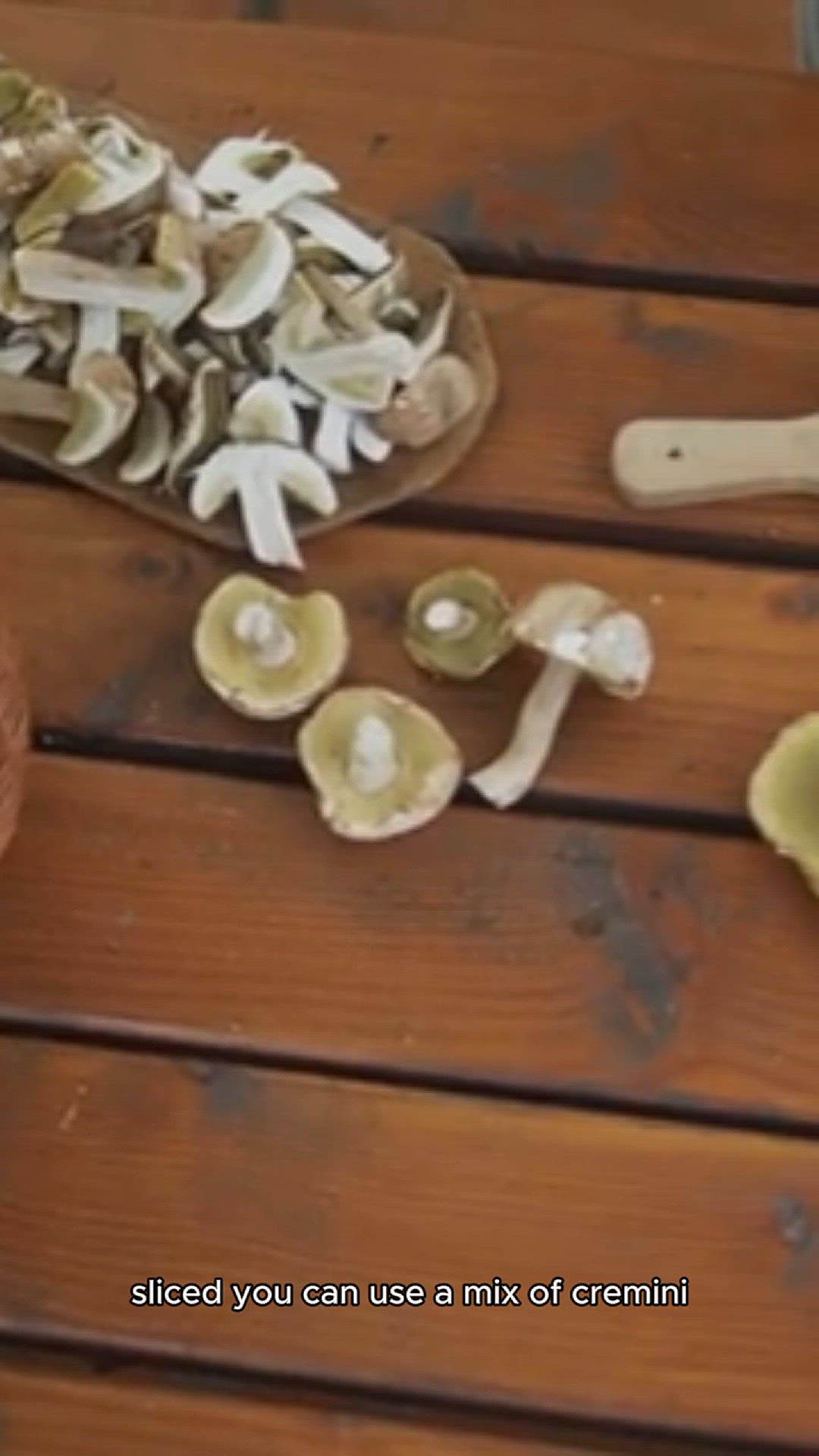 Video thumbnail for cream of mushroom soup recipe