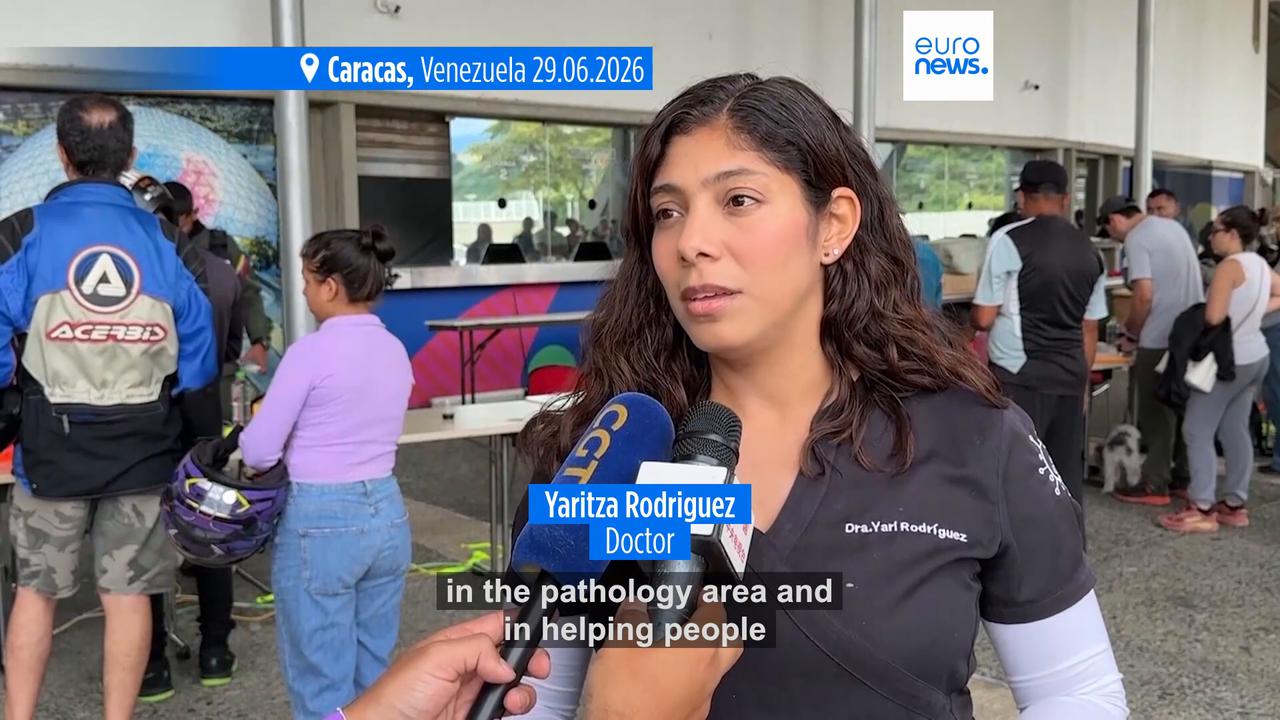 Video thumbnail for Death toll from Venezuela earthquakes climbs to 1,943
