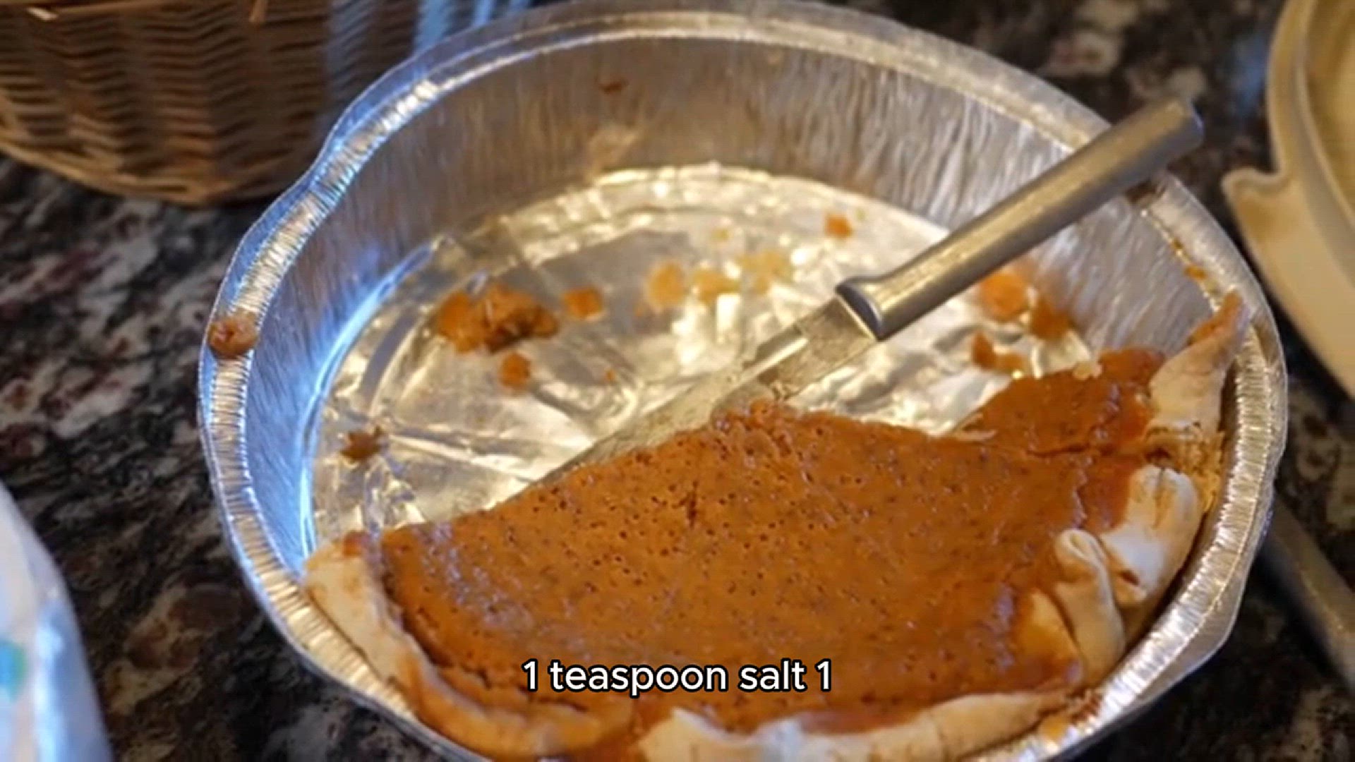 Video thumbnail for apple pie recipe