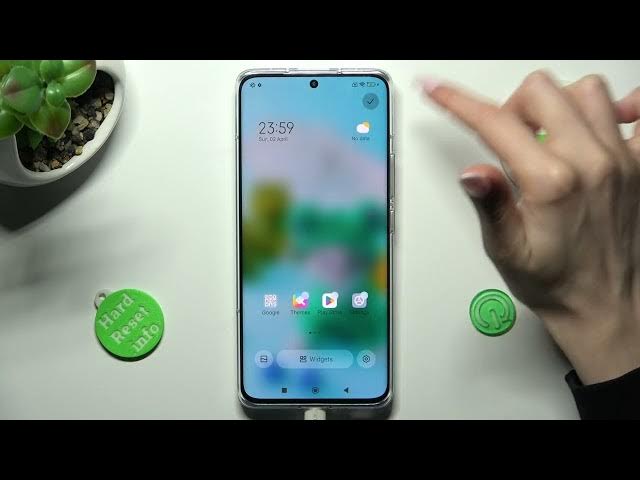 Video thumbnail for How to Change Icon Size on XIAOMI 13 Pro? - Make Icons Bigger