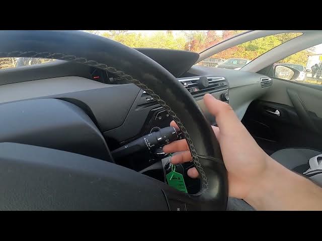 Video thumbnail for How to Enable or Disable Front Windshield Wipers in Citroen C4 Picasso II ( 2013 – 2018 )