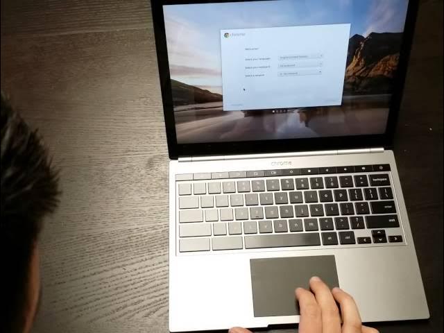 Video thumbnail for Chromebook Pixel Unboxing