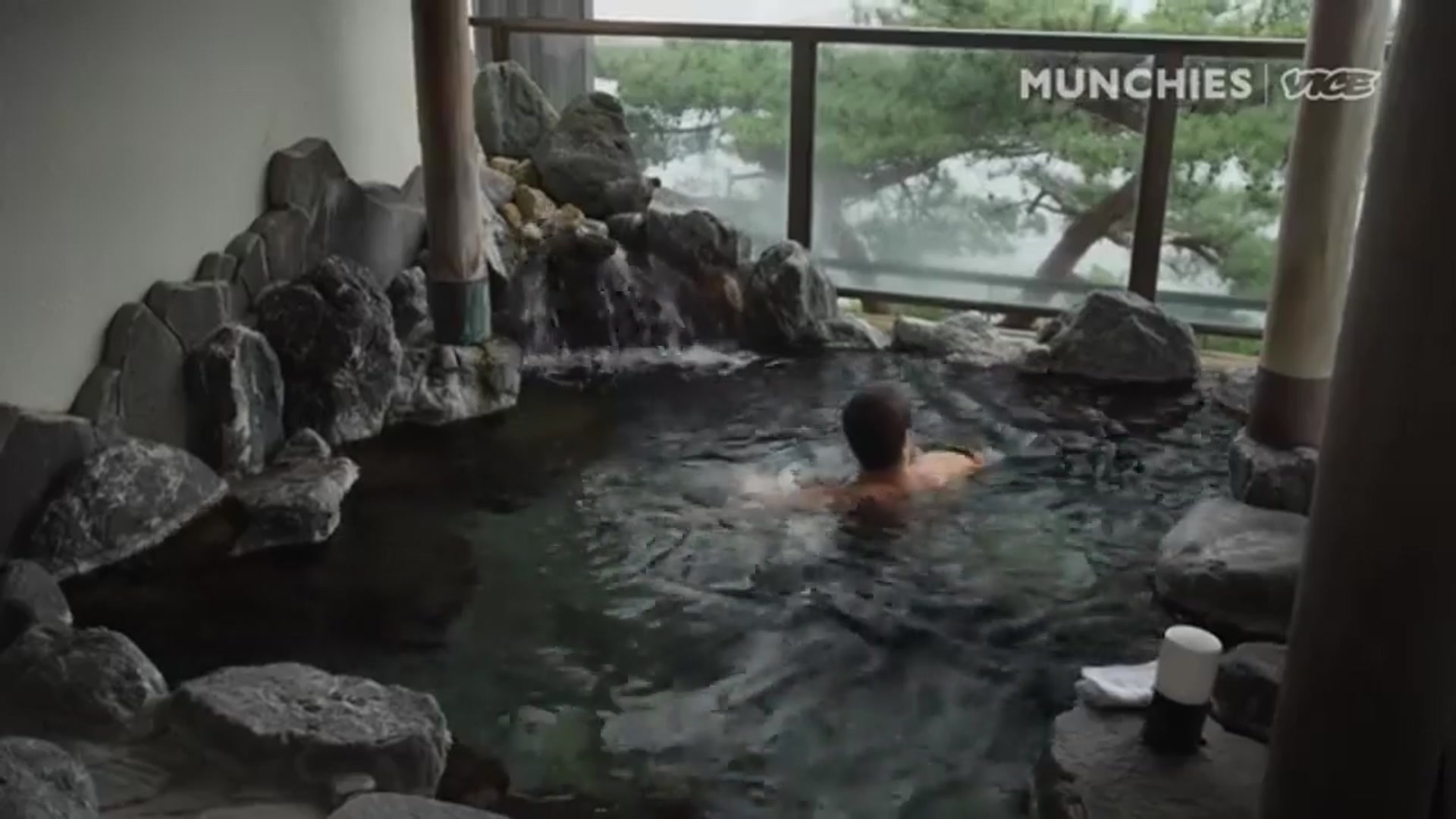 'Video thumbnail for The Japanese Chef Serving Dumplings From the Sky'