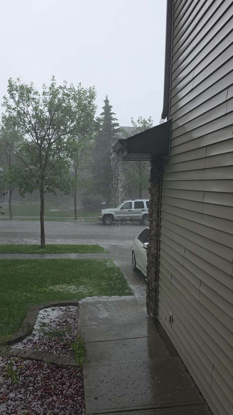 Video thumbnail for Record Rain and Hailstorm Slams South Edmonton Streets