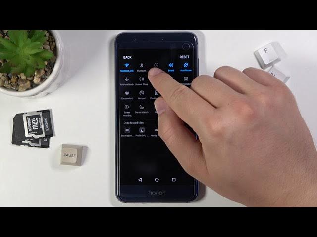 Video thumbnail for How to Adjust Notification Bar Shortcuts on Honor 8 – Change the Notification Panel