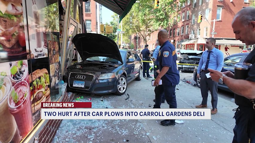 Video thumbnail for Car plows into Carroll Gardens deli, driver in custody