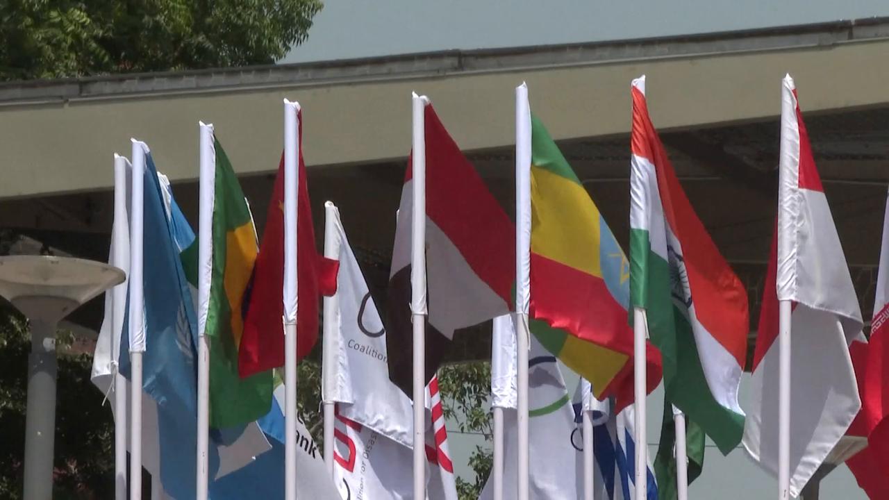 Video thumbnail for Brazil: Global experts commend China's growing role in BRICS.