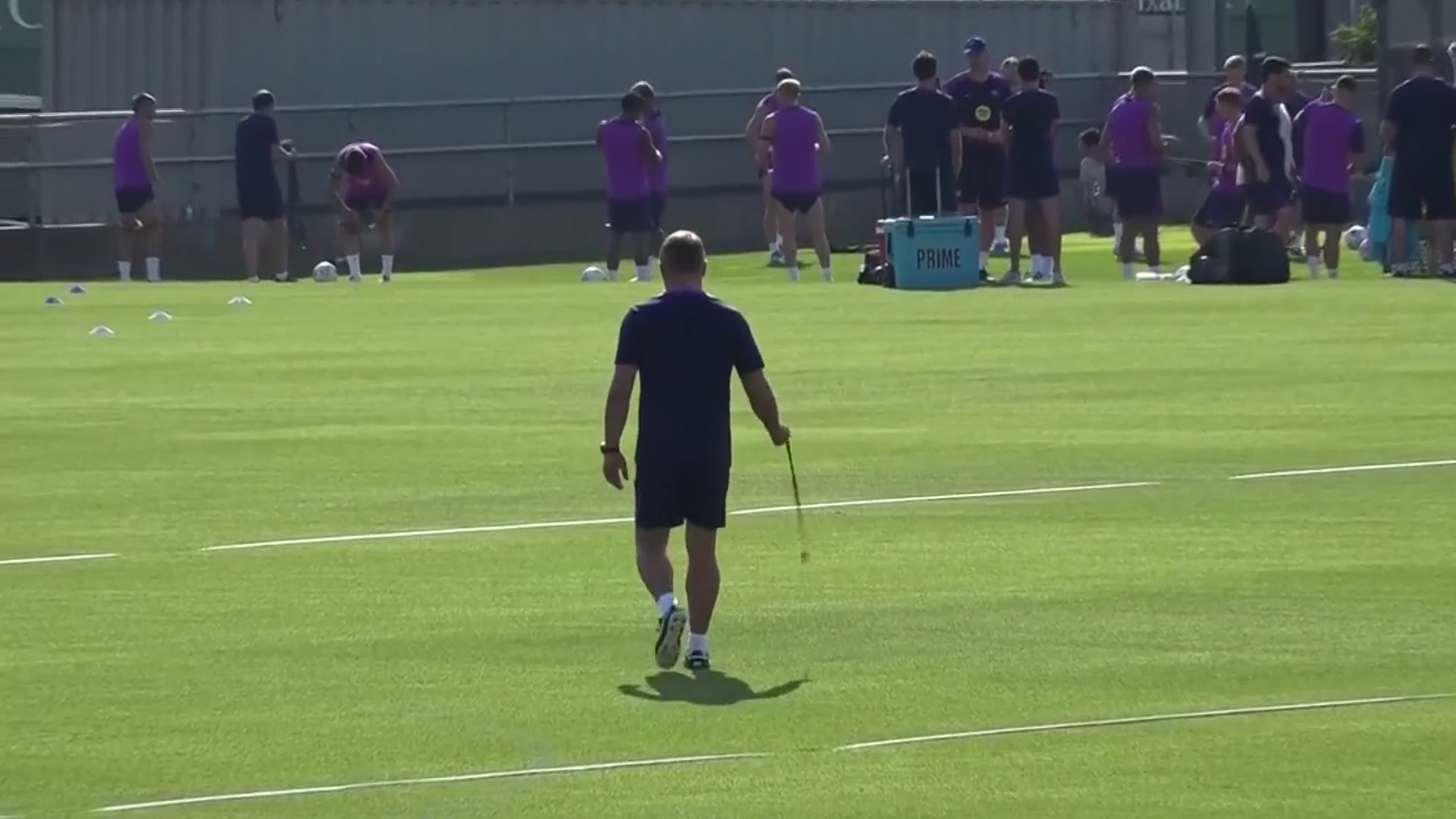'Video thumbnail for Barcelona's new No.10, Lamine Yamal, takes part in open training'