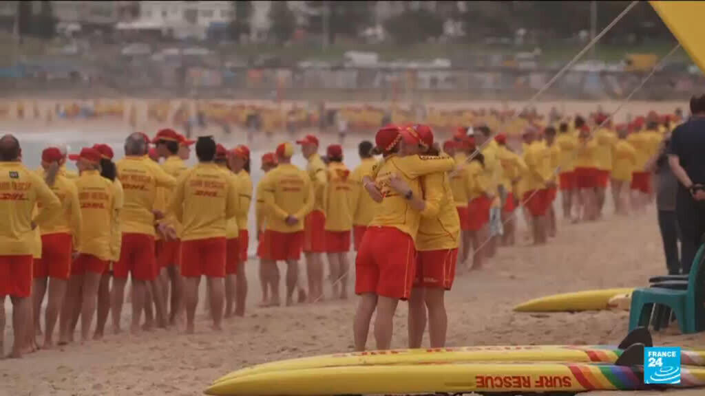 Video thumbnail for Lifeguards pay tribute to Bondi Beach victims
