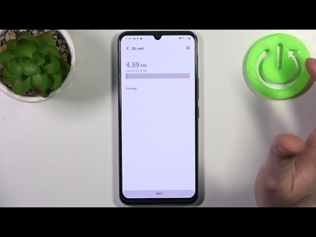 Video thumbnail for How to Format the Memory Card on a VIVO IQOO U3 - Remove All Data & Files from an SD Card