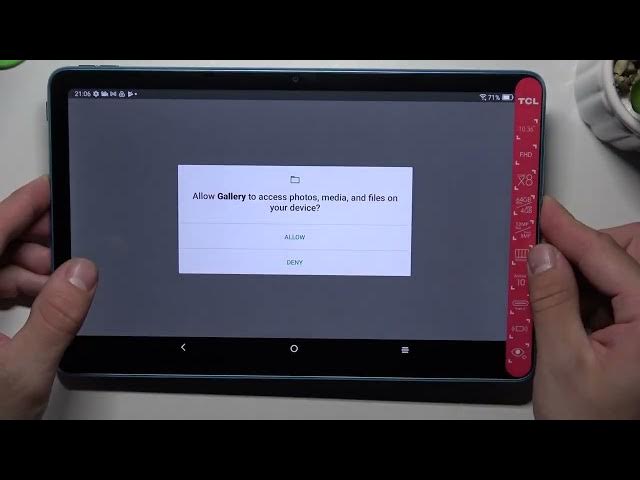 Video thumbnail for Does the TCL 10 TabMax Have a 3.5mm Headphones Jack? Let's Figure Out!
