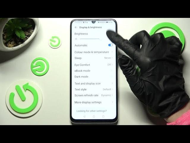 Video thumbnail for How to Turn On/Off Auto-Brightness on HONOR X7?