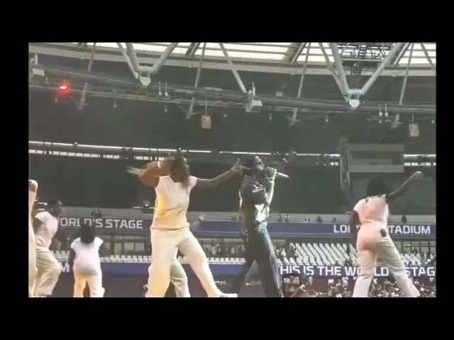 Video thumbnail for Watch Burna Boy's Full Show in London ~ 80,000 Capacity ~