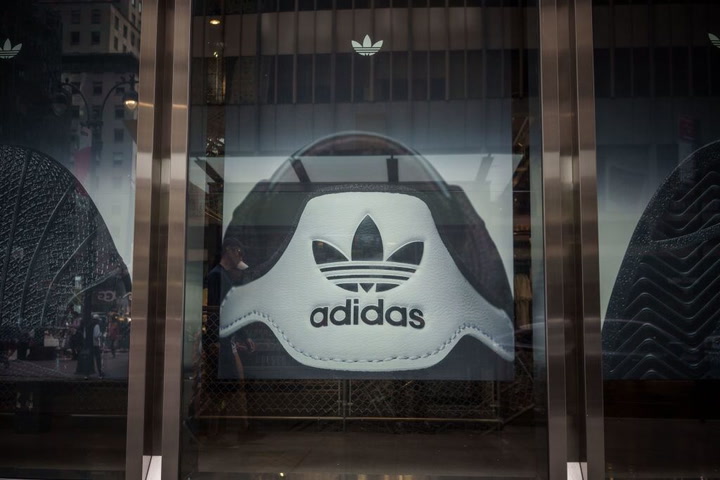 Video thumbnail for How Adidas Is Turning World Cup Fever into Long-Term Growth