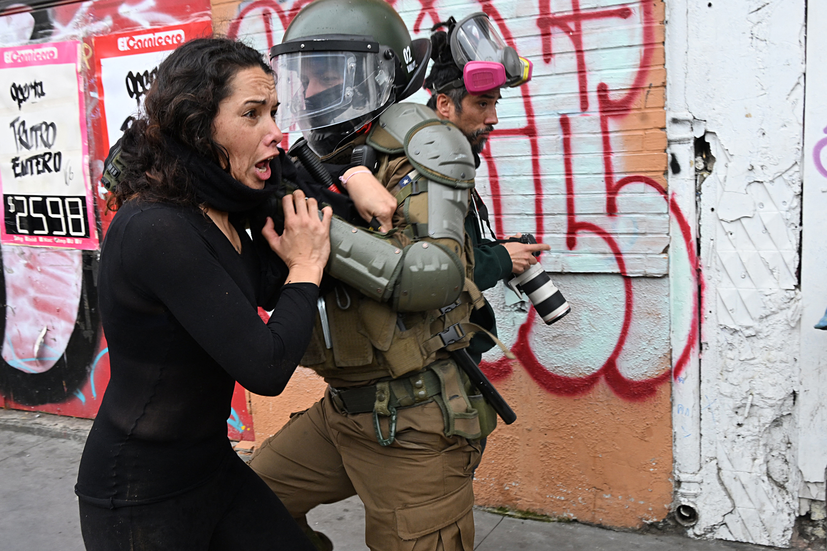 Video thumbnail for Violent protests erupt in Chile over government cuts of social programmes
