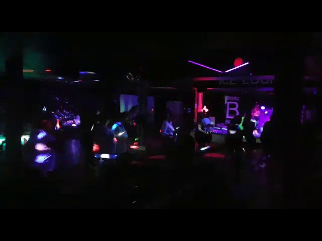 Video thumbnail for NEW GLOW BEATZ FITNESS WITH AMANDA WHISTON