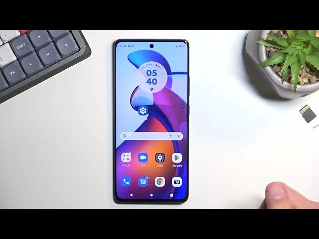 Video thumbnail for How to Take a Screenshot on Motorola Edge 30 Fusion - Capture the Screen