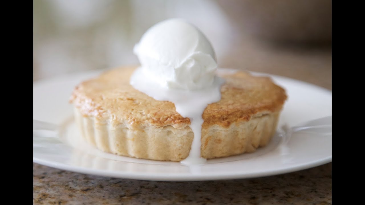 Video thumbnail for Spiced Rum Apple Pie | Byron Talbott