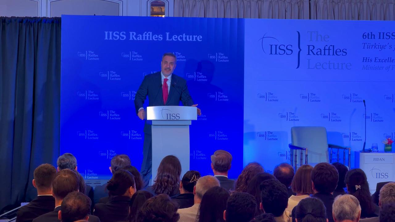 Video thumbnail for Singapore: Turkish FM attends event by 'International Institute for Strategic Studies' in Singapore.