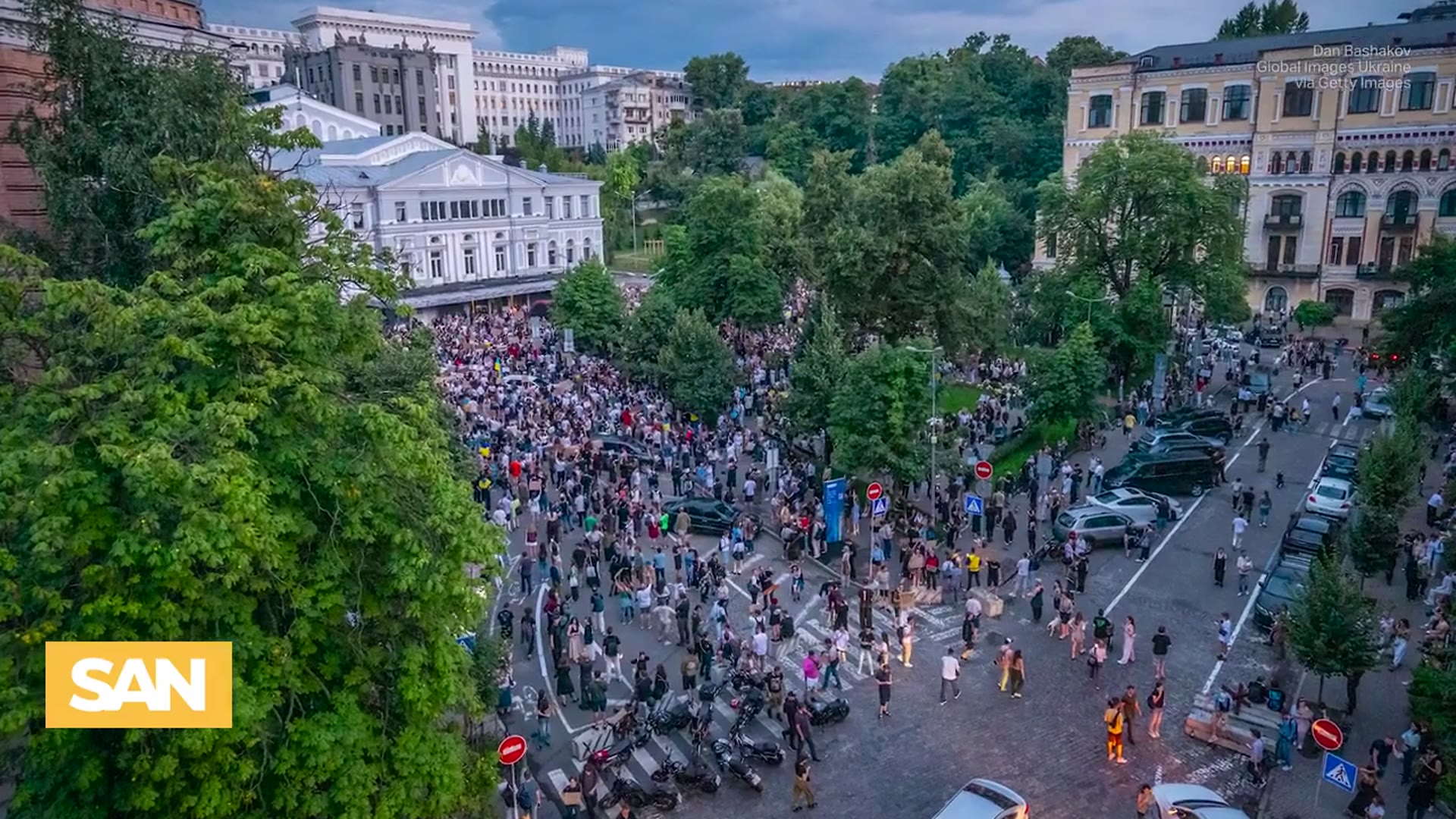 'Video thumbnail for Protests erupt as Ukraine reforms anti-corruption agencies'
