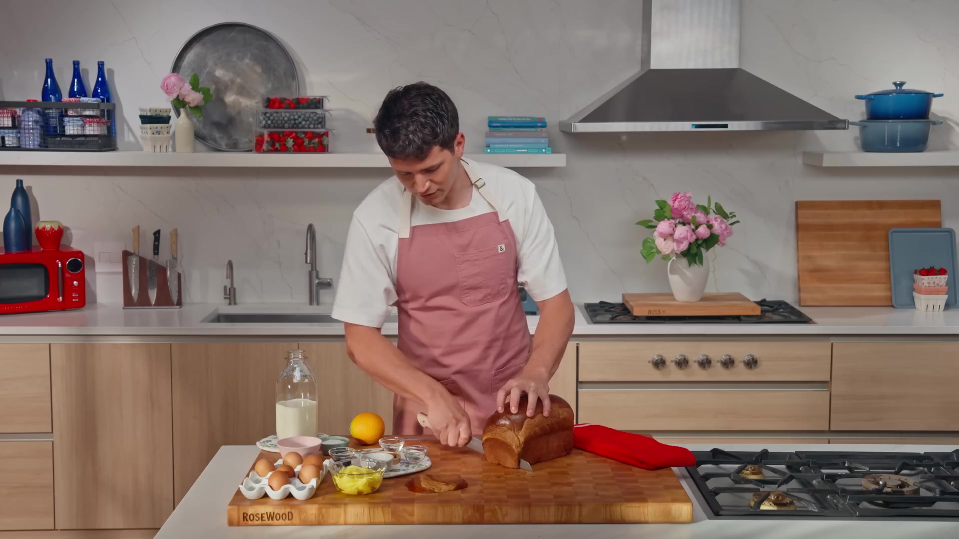 Video thumbnail for Perfect French Toast At Home (1080p 24fps)