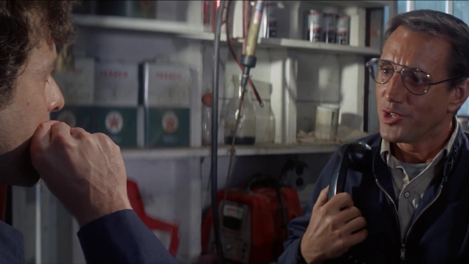 Video thumbnail for Weird Things That Happened On The Set Of Jaws