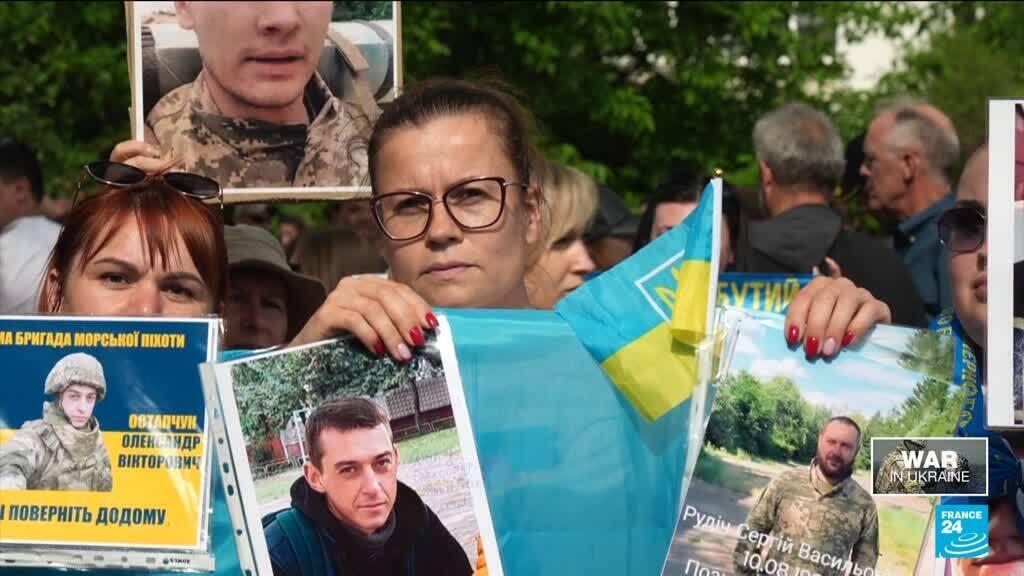 Video thumbnail for Young soldiers freed in Russia-Ukraine exchange, but many still missing