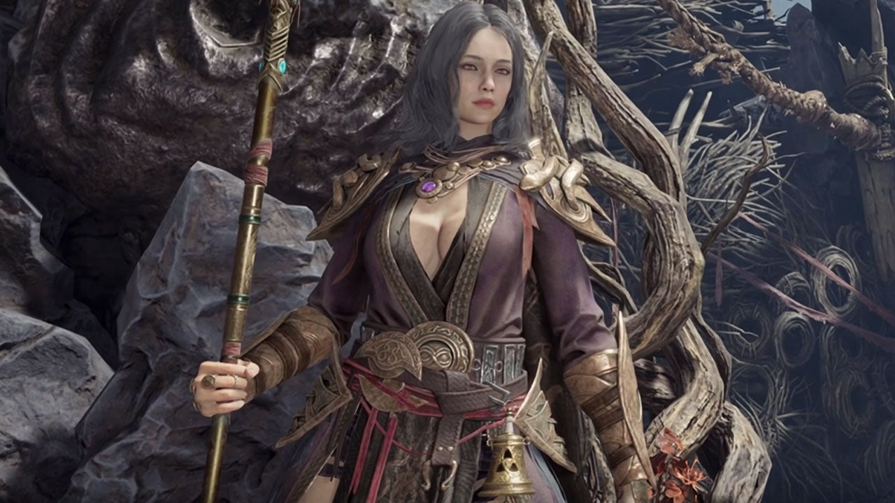 Video thumbnail for Mistfall Hunter - Official Sorcerer Class Reveal Trailer