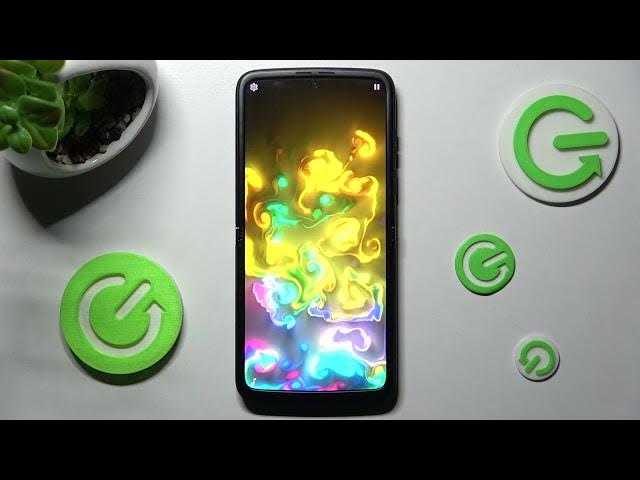 Video thumbnail for MOTOROLA RAZR 2022 - How To Download and Apply Live Wallpaper