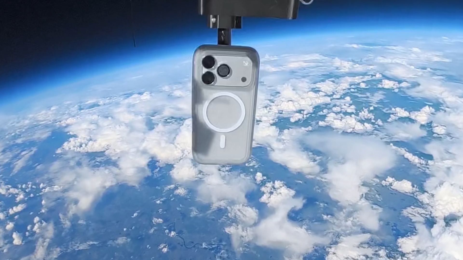 Video thumbnail for Highest altitude drop of a mobile phone and phone case (natural land forms) - 30,607 meters (100,418 ft 8 in) by RHINOSHIELD PTE. LTD.