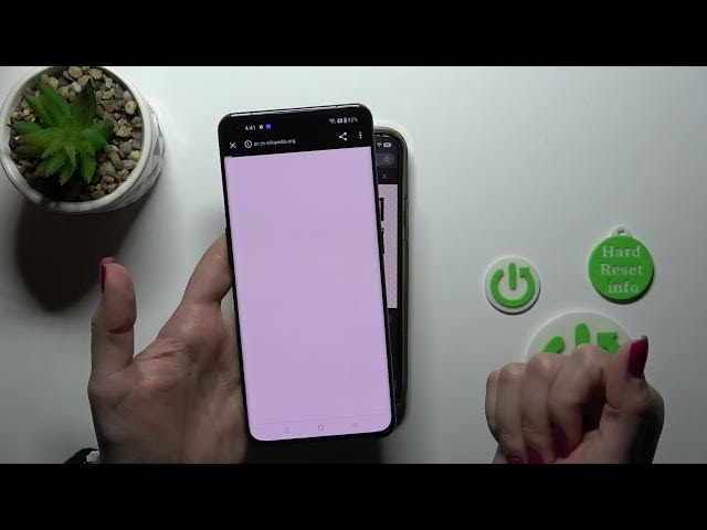 Video thumbnail for How to Scan QR Codes on OnePlus 11