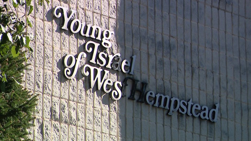 Video thumbnail for Lakeview man accused of trying to set fire to West Hempstead synagogue