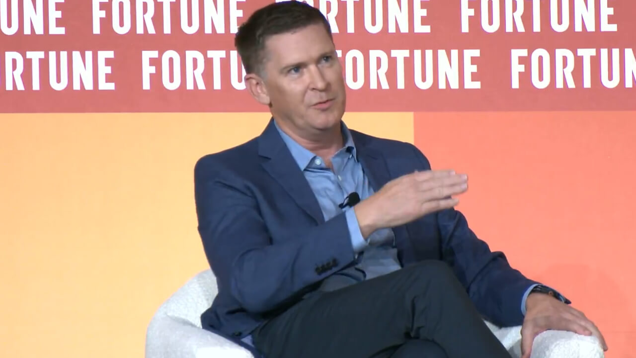 Video thumbnail for Brooks Running CEO reveals business advice from Warren Buffett’s Berkshire Hathaway