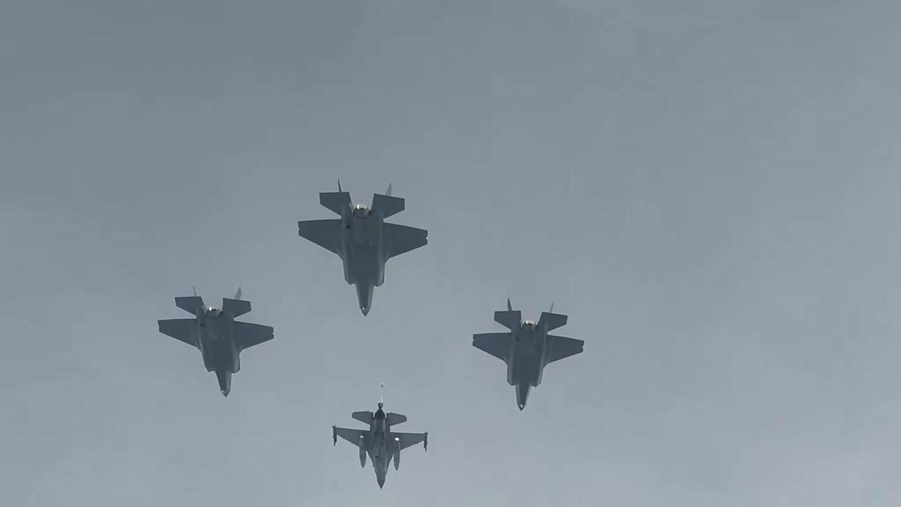 Video thumbnail for Poland: First F-35s arrive in Poland as Warsaw deepens US defense ties (2).