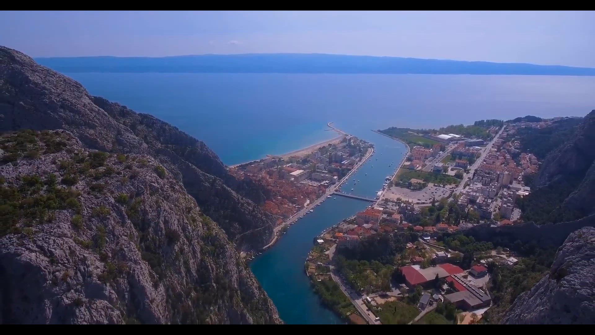 Video thumbnail for Modern Houses