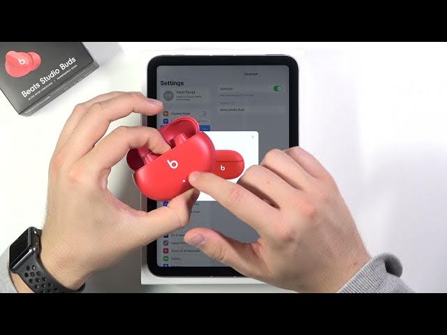 Video thumbnail for How to Pair Beats Studio Buds with iPad mini from 2021?