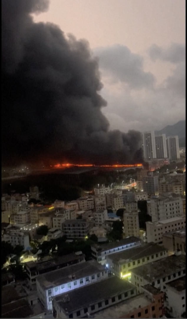Video thumbnail for Fire breaks out at Chinese carmaker BYD’s parking garage in Shenzhen