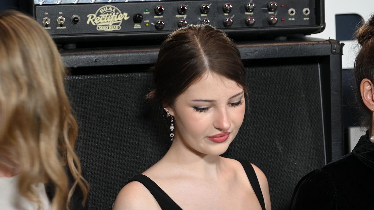 Video thumbnail for "NY: "Power Ballad" New York Screening - Arrivals" 50.