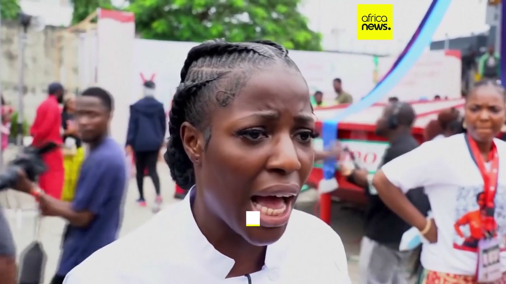 'Video thumbnail for Nigerian chef Hilda Baci cooks world's largest pot of jollof rice'