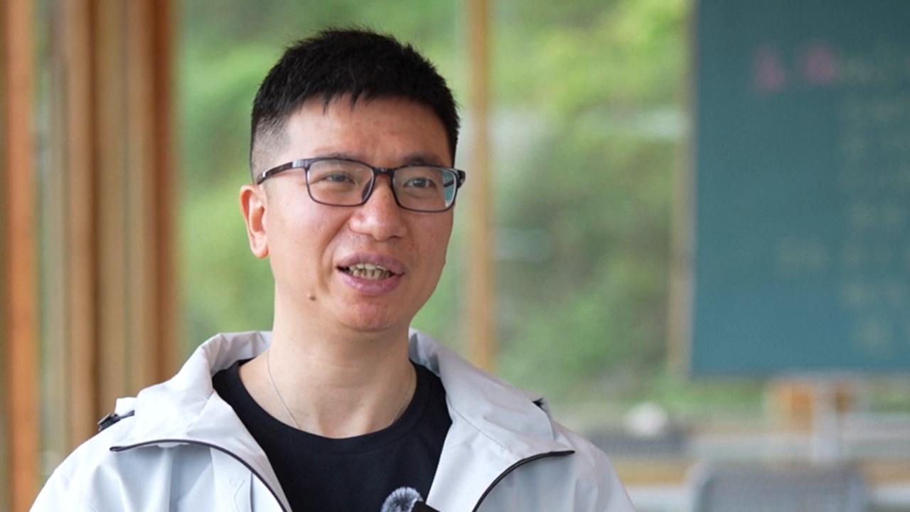 Video thumbnail for China: AI helps bridge healthcare gap in rural China.