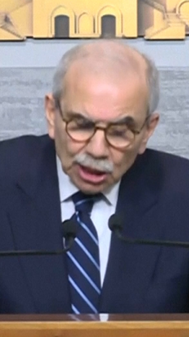 Video thumbnail for Lebanese PM: Government ready to end war with Israel