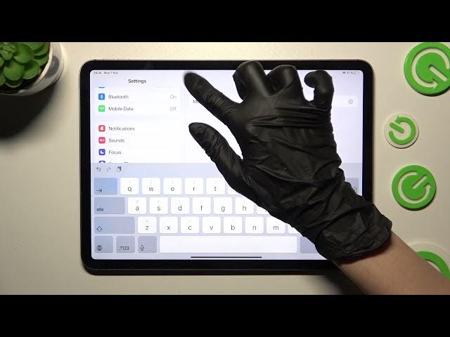 Video thumbnail for How to Change the Device Name on the iPad Pro 11'' 2022