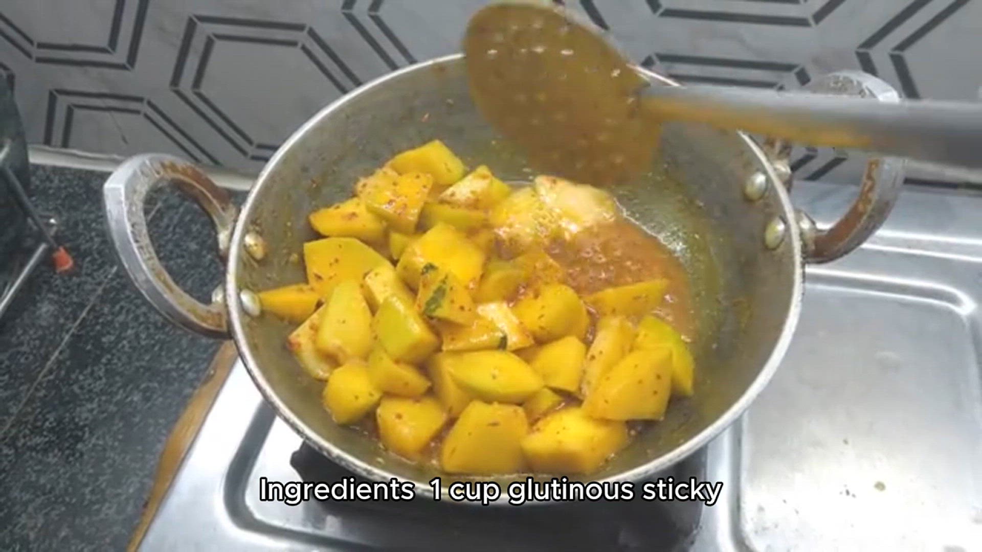 Video thumbnail for Mango stickey rice recipe