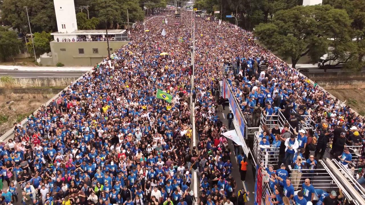 Video thumbnail for Brazil: Drone footage shows thousands of Christians and sound trucks at March for Jesus in Sao Paulo.